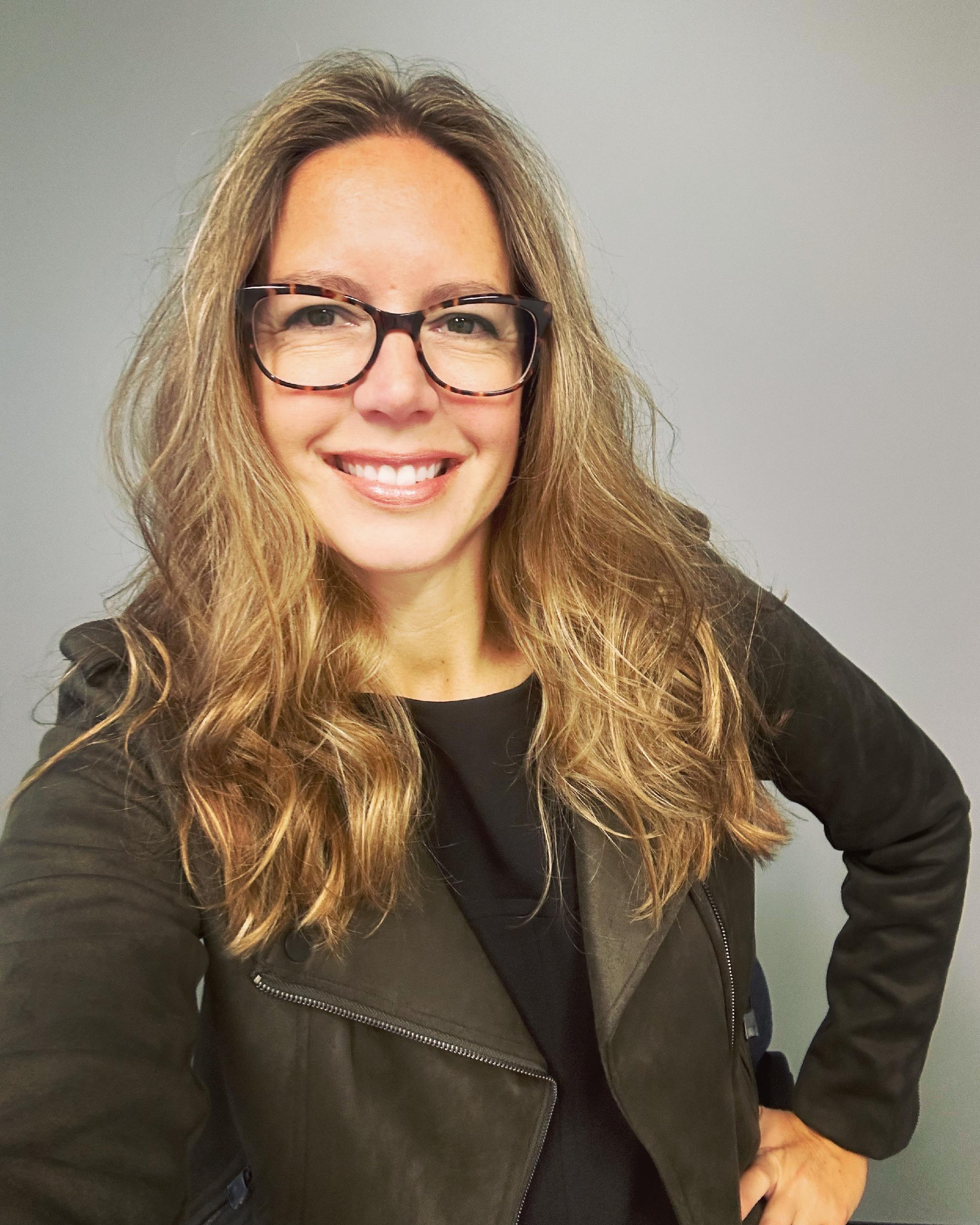 Jenn Tucker Headshot 2024